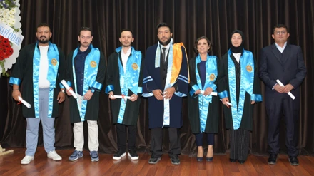Sağlık Bilimleri ve Fen Bilimleri Enstitülerinde mezuniyet heyecanı